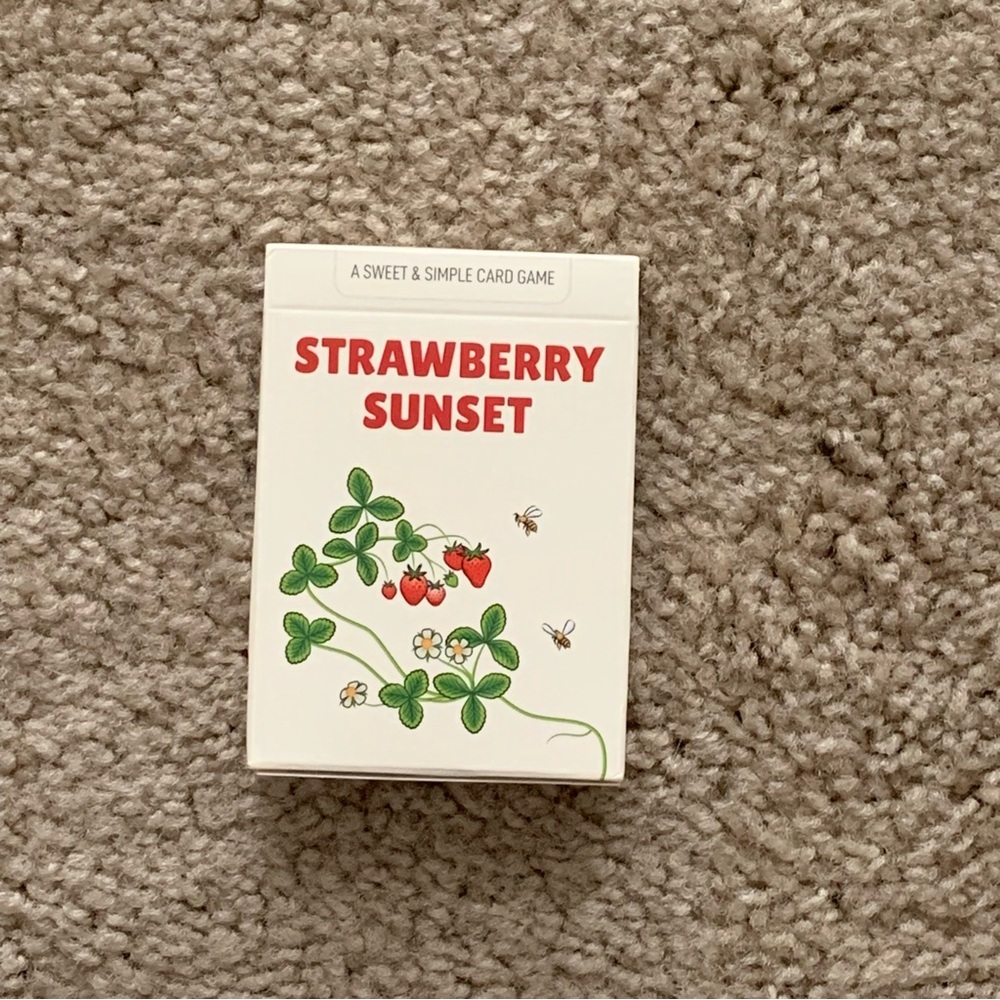 Strawberry Sunset Card Game🍓